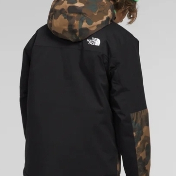 The North Face Kids Camo and Black Jacket - Picture 2 of 8